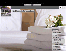 Tablet Screenshot of hotel-lachaumette.com